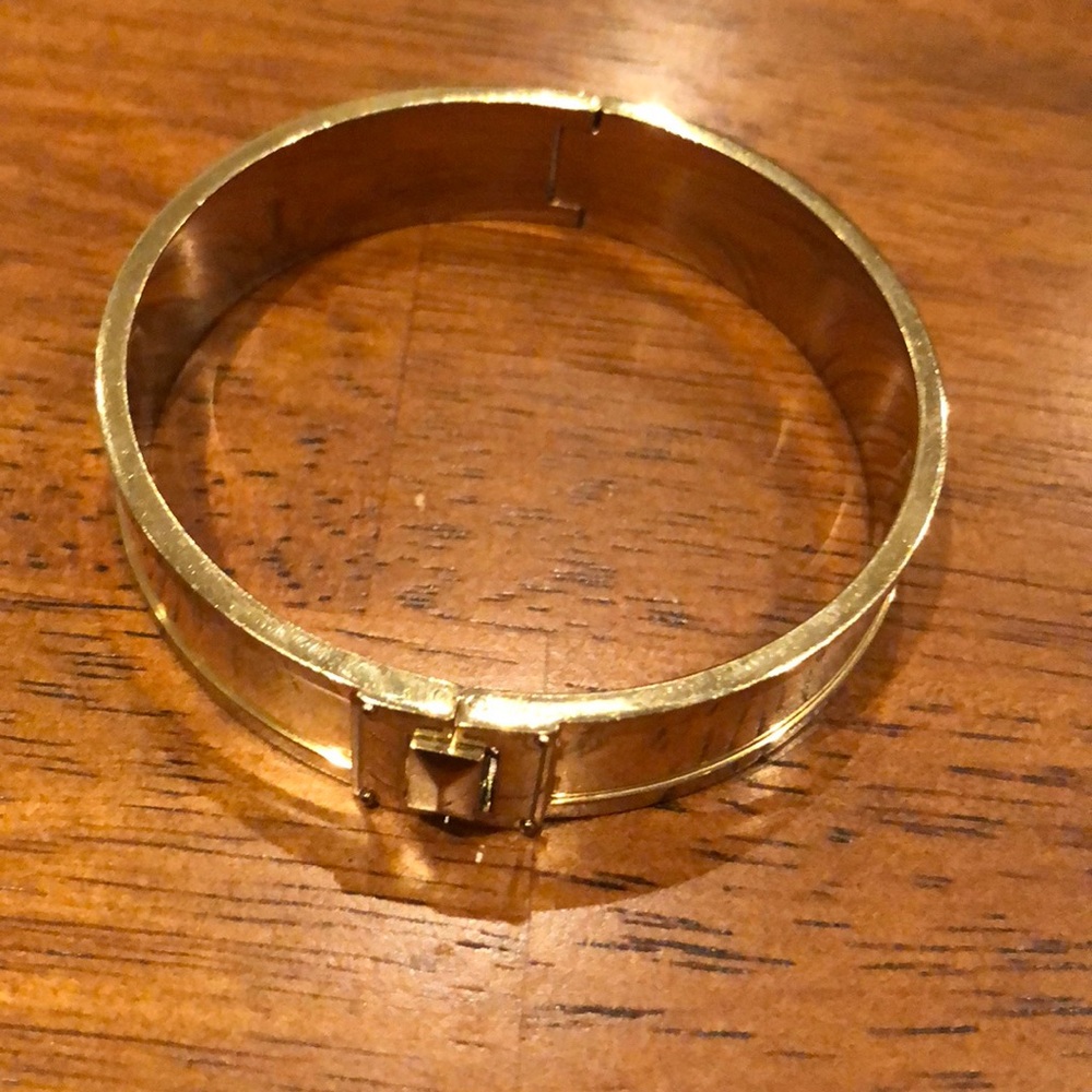 C. Wonder Gold Bangle - image 2